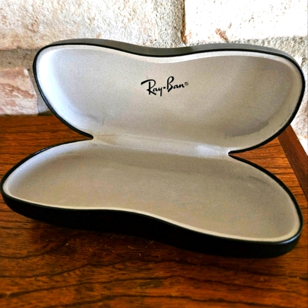 Ray-Ban 🕶 Eyeglass/Sunglass Case